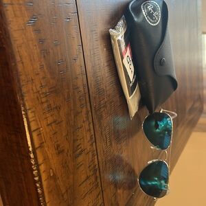Ray Ban Aviator Classic with case and cleaning towel